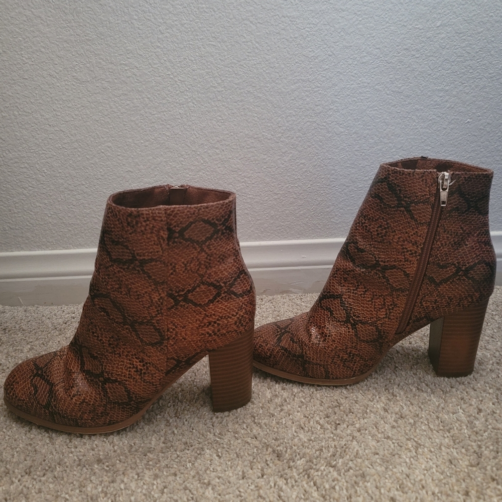 ASOS ankle boots faux snakeskin print brown size 6W